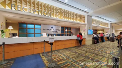 Ala Moana Hotel Front Desk