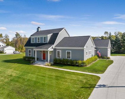 1022 Woodridge Drive, Petoskey
