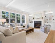 THE WARREN - Walnut Tree Ln, Malvern image