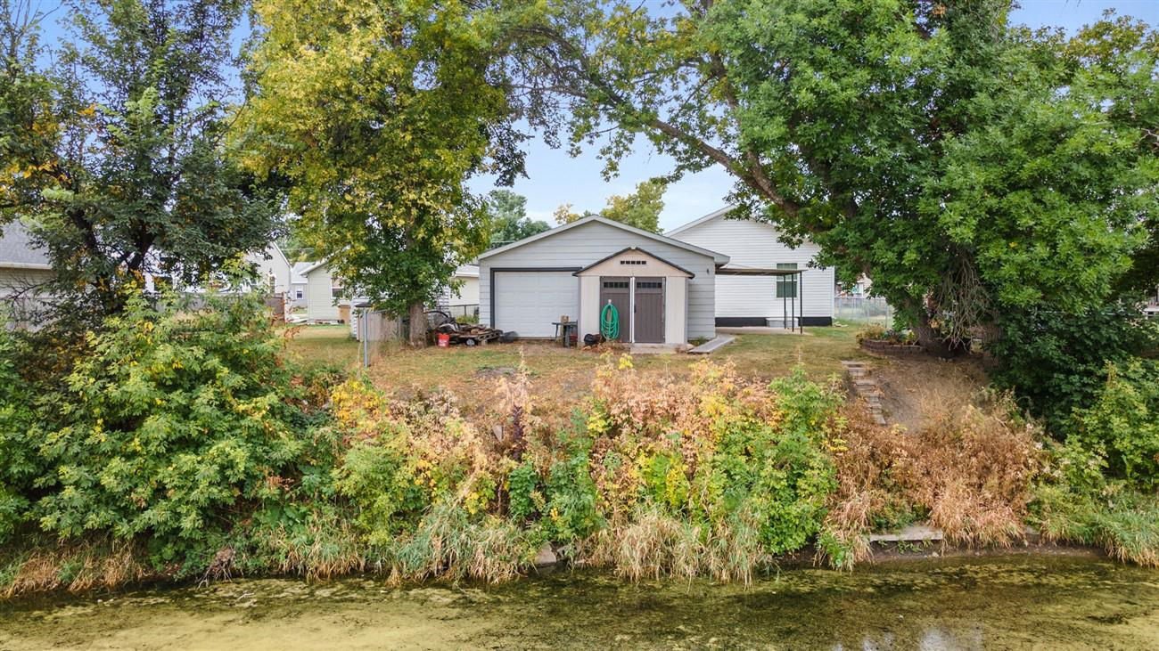 524 11th Street Nw, Minot, 58703