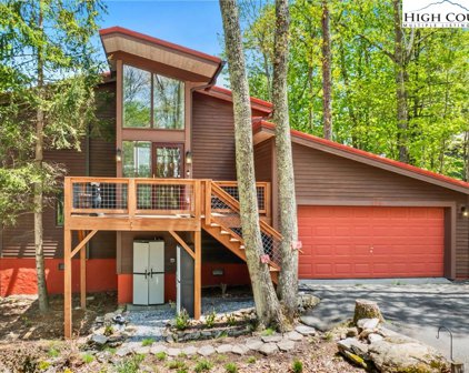 124 Clubhouse Road, Beech Mountain