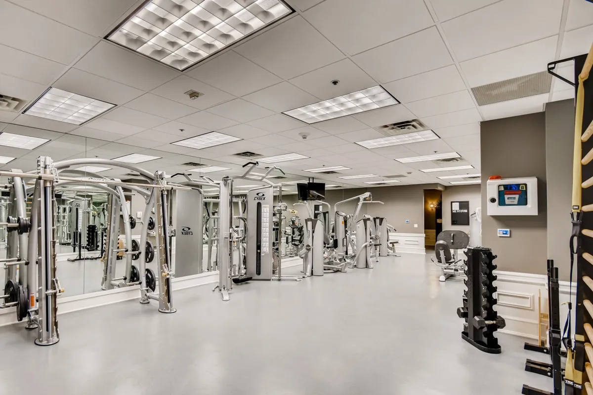 fitness center image meridian condos san diego