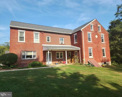 750 Summit Dr, Lancaster