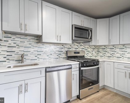 137 Laurel Rd, Sharon Hill