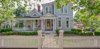 230 S 3rd Ave, Franklin