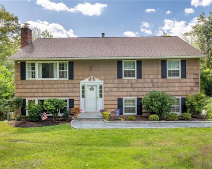 2 Salem Lane, South Salem