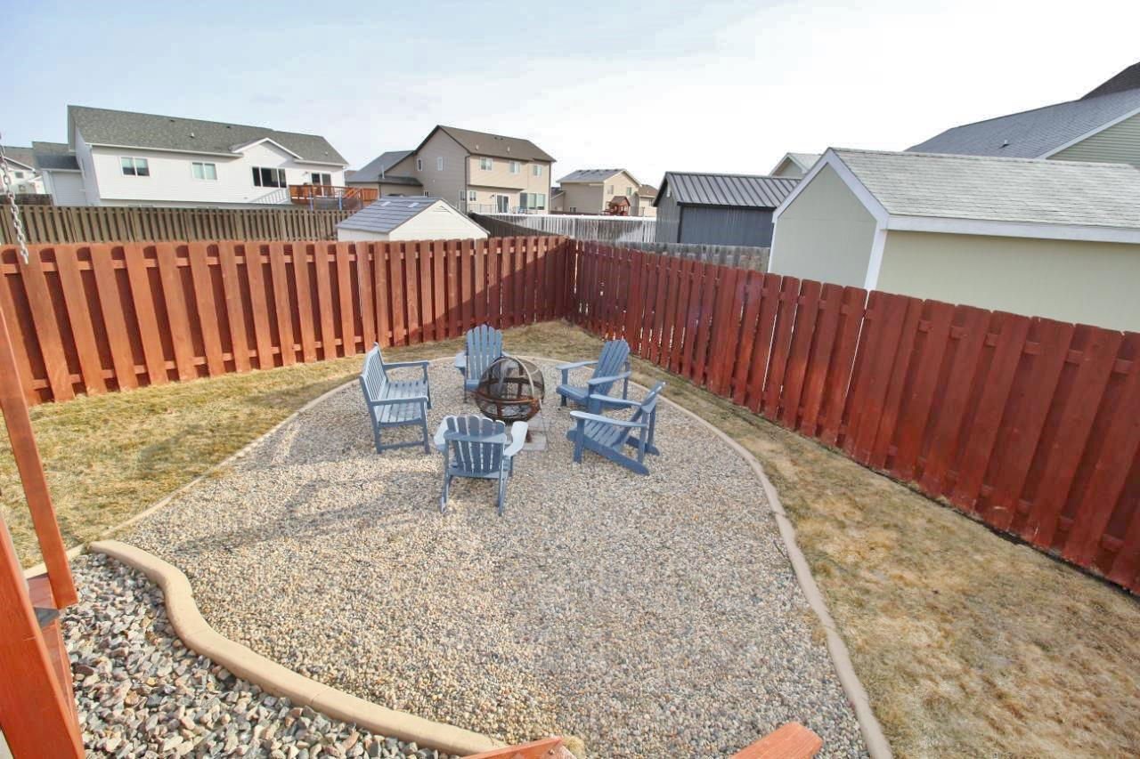 2825 Grey Eagle Pass, Minot, 58703