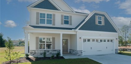 657 AMUSEMENT Drive, Hope Mills