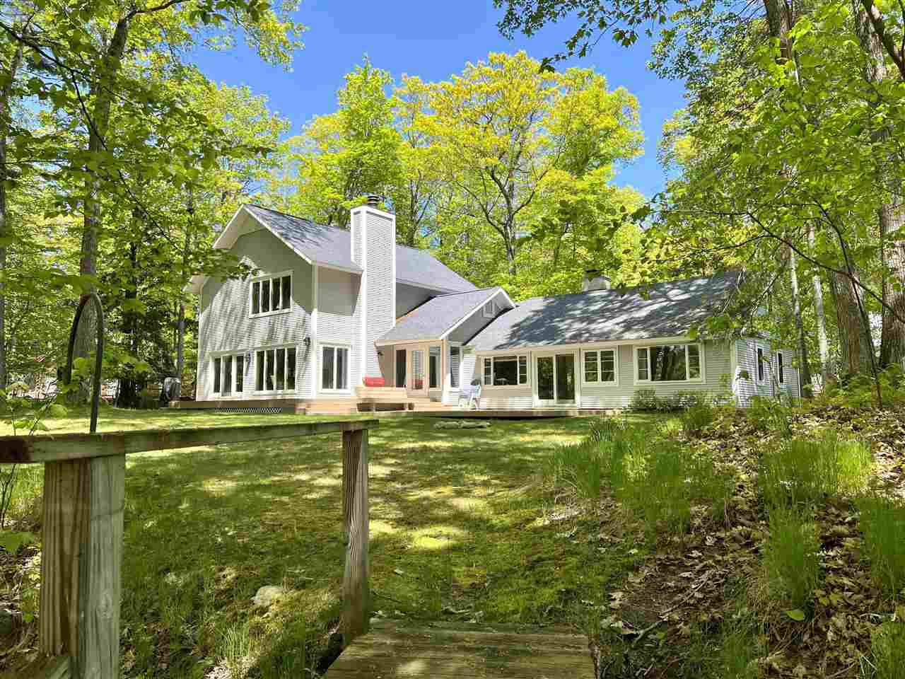 6193 Idylwilde Drive, Harbor Springs, 49740