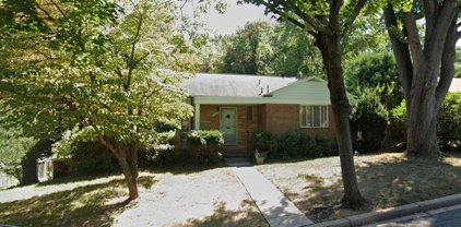 5127 33rd St Nw, Washington
