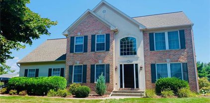 1123 Linden Hollow, Upper Macungie Township