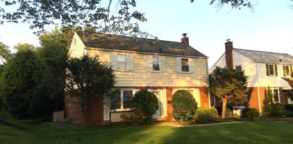 211 Pickwick Rd, Havertown