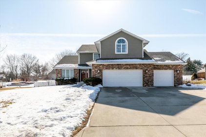 546 Nw 70th  Place, Ankeny