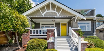 5936 44th Avenue SW, Seattle