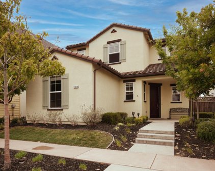 13418 Warren AVE, East Garrison