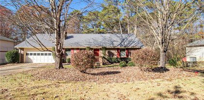 360 Victoria Drive, Ellenwood