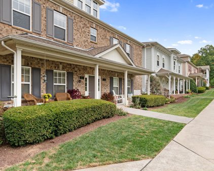 1233 Park Run Dr, Franklin