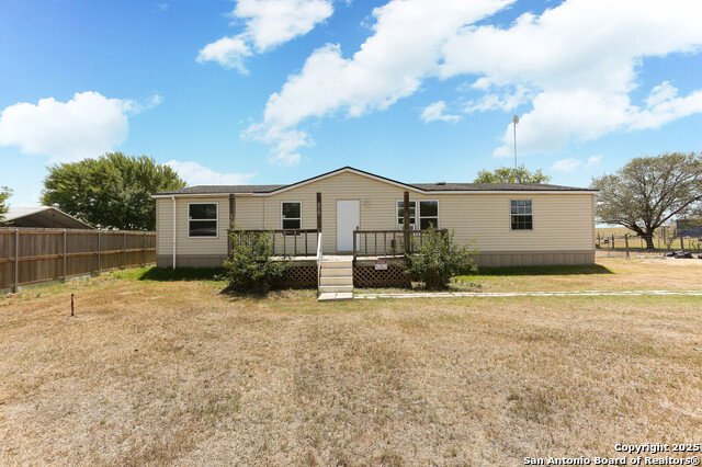 610 Moss Point, Poth, TX 78147 Home for Sale | 210-482-3200
