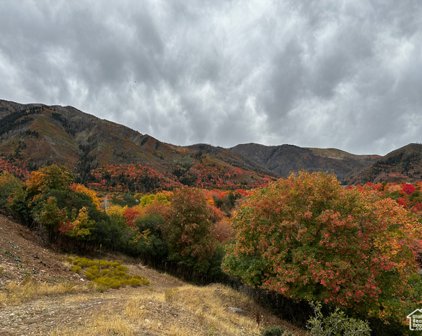 190 W Autumn Leaf Cir, Woodland Hills