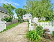 2927 Bayview Avenue, Baldwin image