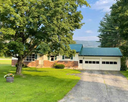 262 Fairwood Parkway West, Morristown