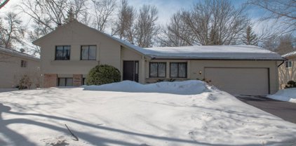 7361 Berkshire Way, Maple Grove