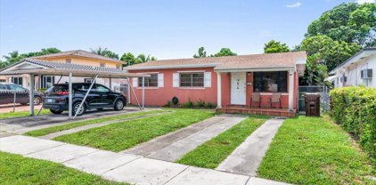 526 E 54th St, Hialeah