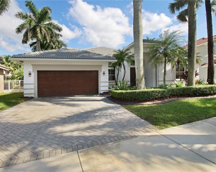 2536 Hunters Run Way, Fort Lauderdale