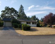 112 Candlewyck Drive W, Lakewood image