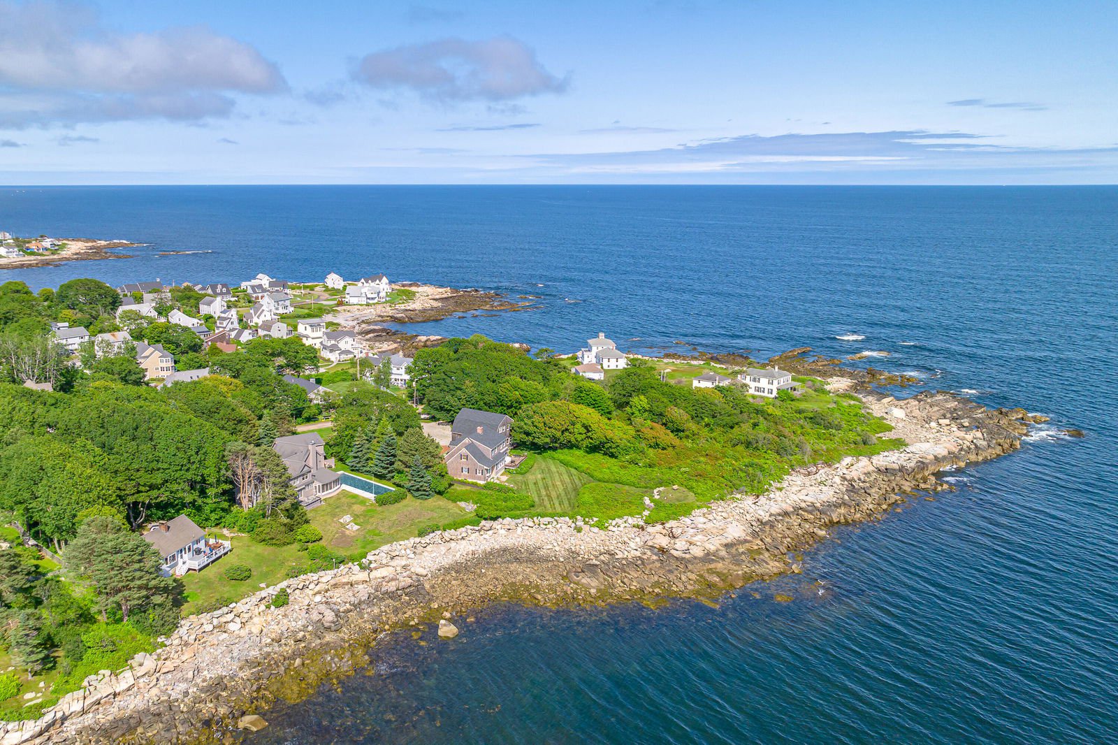 4 Brackett Point Road, Biddeford, 04005