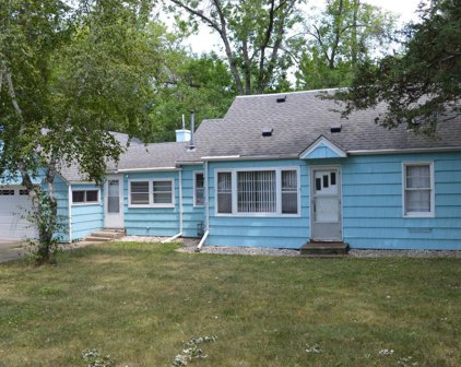 8937 Naples Street NE, Lexington