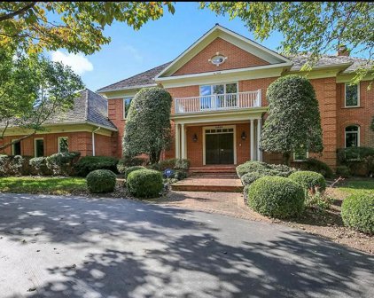 11020 Piney Meetinghouse Rd, Potomac
