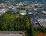 1015 Heathland Drive, Huntsville image