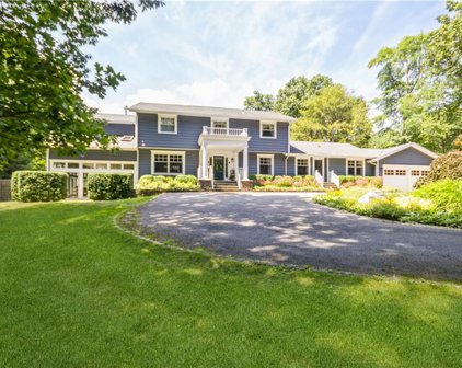 7 Nichols Place, Briarcliff Manor