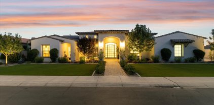 4369 E Scorpio Place, Chandler