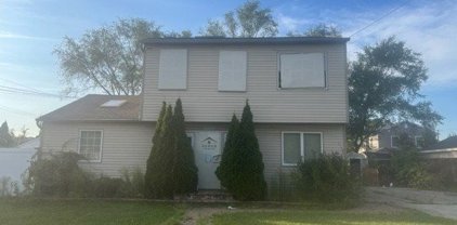 277 15th Street, West Babylon