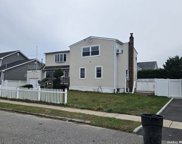 542 S Chicot Avenue, West Islip image