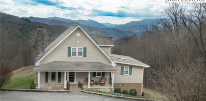 2778 Beech Mountain Road, Elk Park