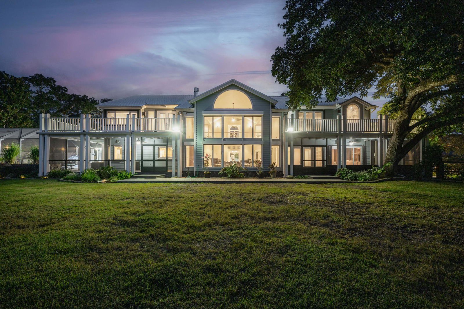 940 Paradise Beach Circle, Pensacola FL 32506, Property Listing 911433,