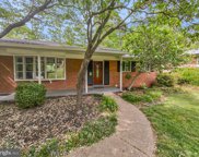 6800 Capstan Dr, Annandale image