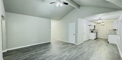 112 Harold Lane, Baytown
