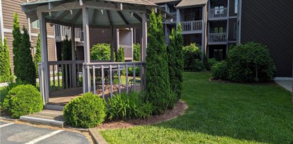 148 Royal Oaks Drive Unit 235, Blowing Rock