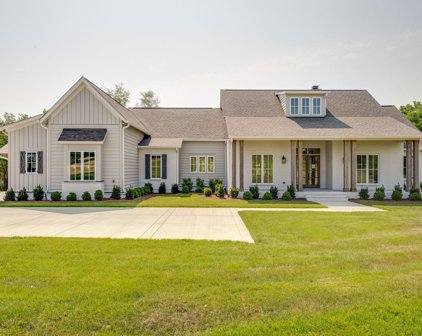 4265 Columbia Pike, Franklin