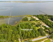 71 Coosaw River  Drive, Beaufort image