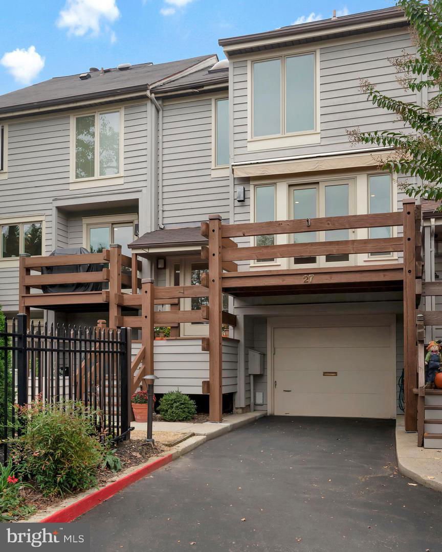 27 Chesapeake Landing, Annapolis, 21403