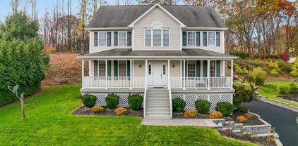 11 Waring Drive, Carmel