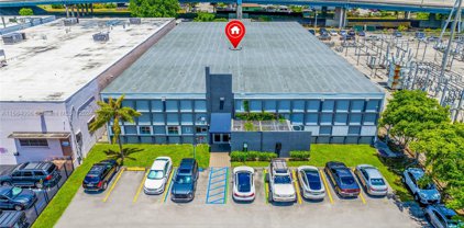 601 W 20th St, Hialeah