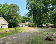 8470 The Mountain Road, Warrenton image