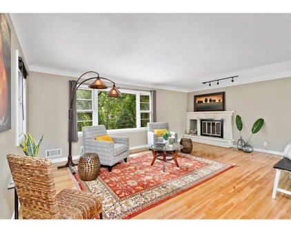 16861 Sherwood Road, Minnetonka