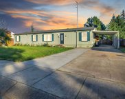 1098 Thornbury Ct, Gervais image